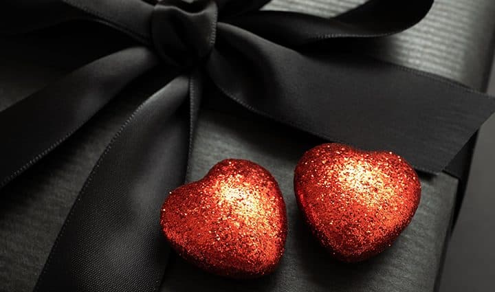 romantic gifts for men